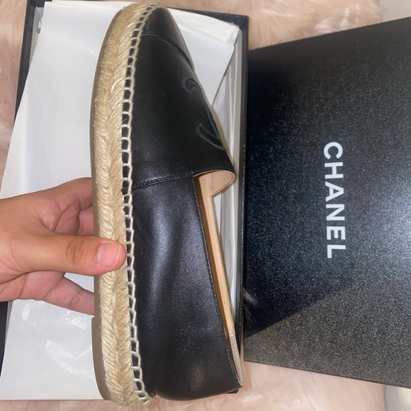 Chanel black flats - Picture 1 of 7